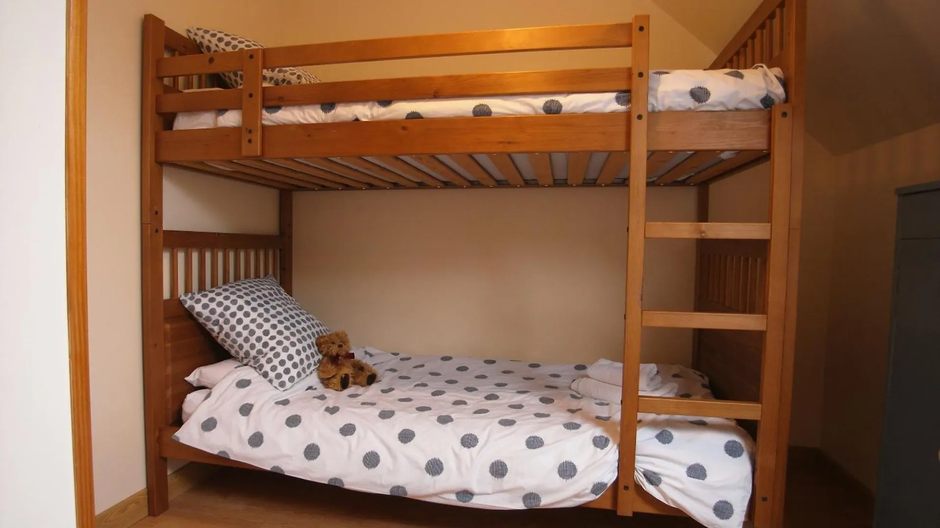 Holiday home Gite Abricot - Les Gites De La Lohuas Les Champs-Geraux
